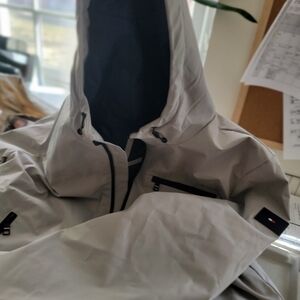 Tommy Hilfiger Light Gray Hooded Performance Jacket